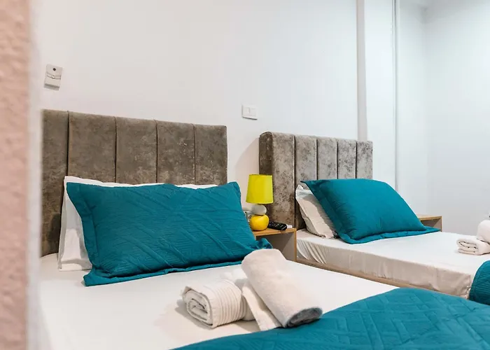 Kurti 4* Golem (Tirana)