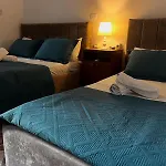 Hotel Kurti 3*