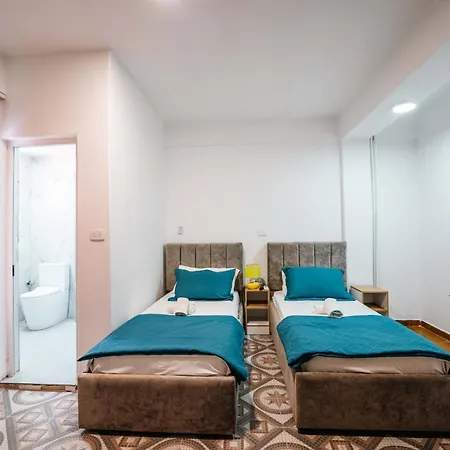Kurti Hotel 3*