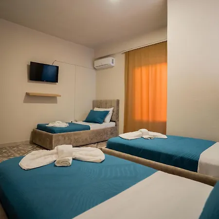 Kurti Hotel Golem (Tirana)