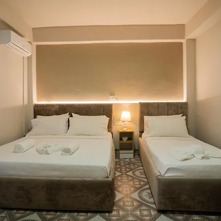 Hotel Kurti 3*